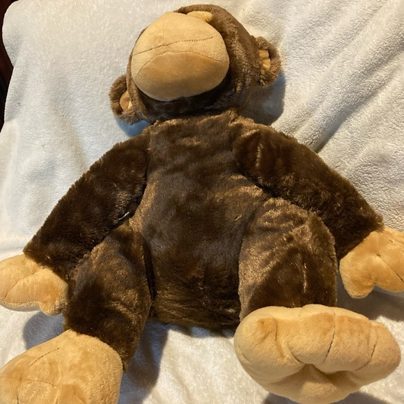 Toys R Us 2013 soft Brown 16" large Monkey / chimp plush Stuffed Animal Tan face - Picture 2 of 8
